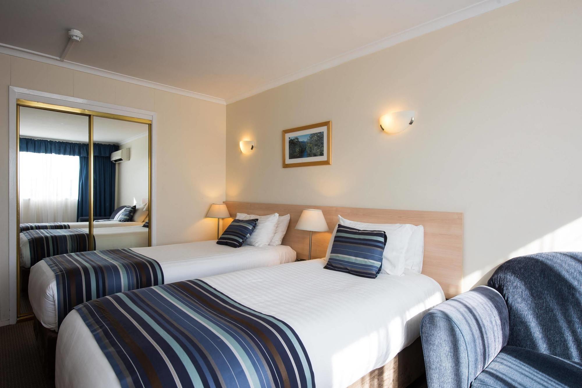 Best Western Balmoral Motor Inn Glenorchy ภายนอก รูปภาพ
